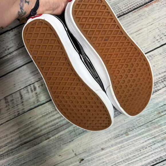 Vans Classic Slip-On Black Skate Shoes M5.5-W7 - Picture 4 of 4